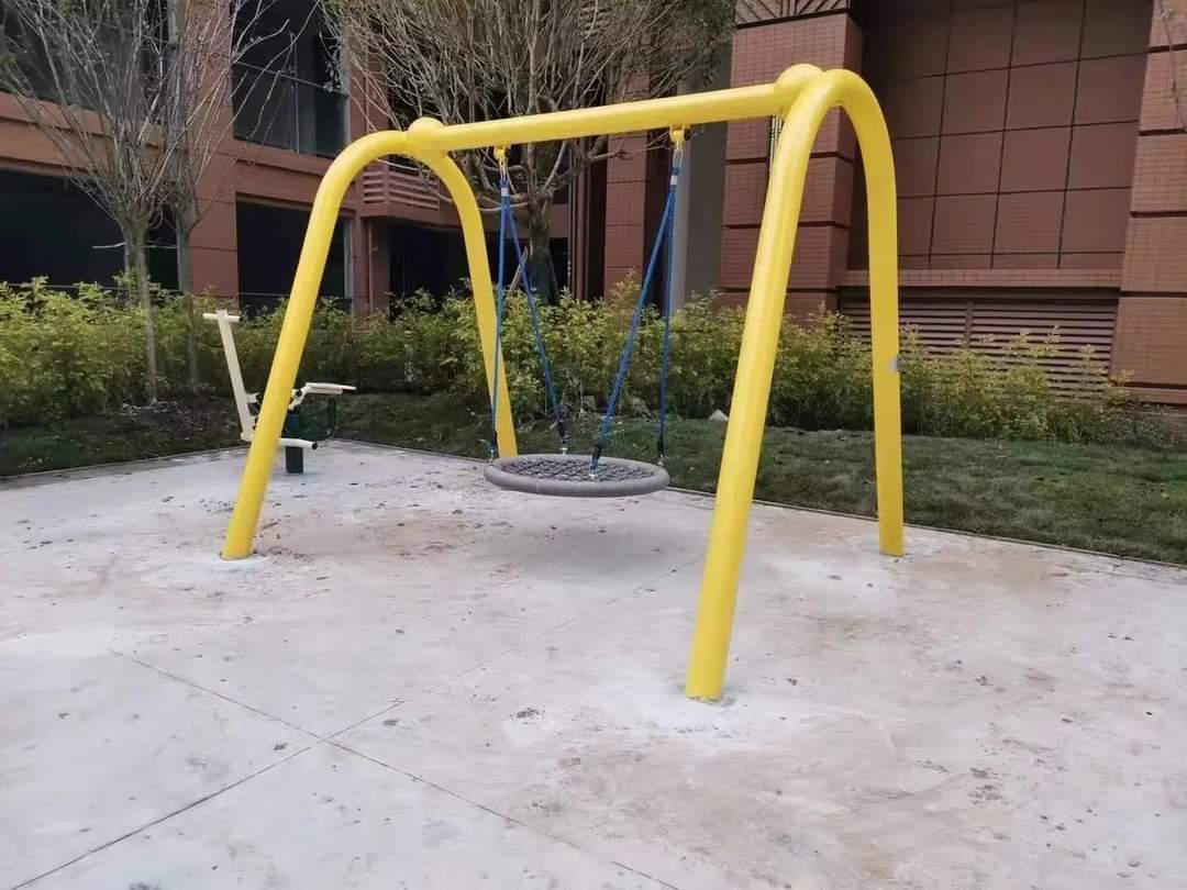 Round Nest Swing with Yellow Frame